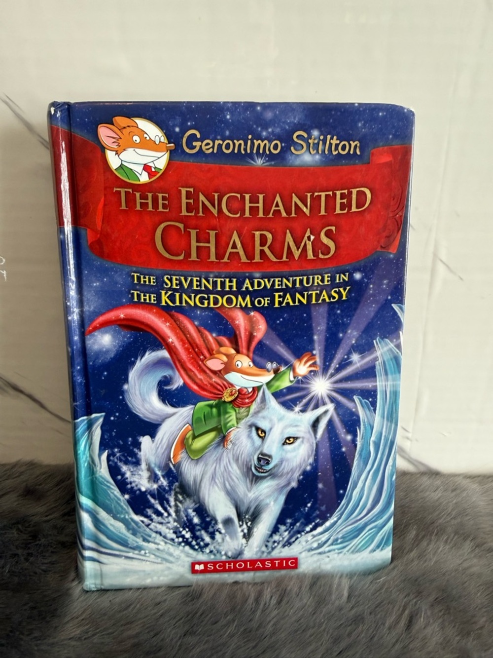Scholastic Geronimo Stilton Hardcover - Blue & White Illustrated Cover